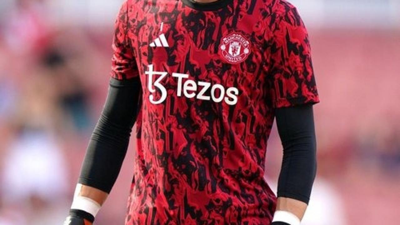 Altay Bayındır: Manchester United’ın Türkiye’de rakibi yok!