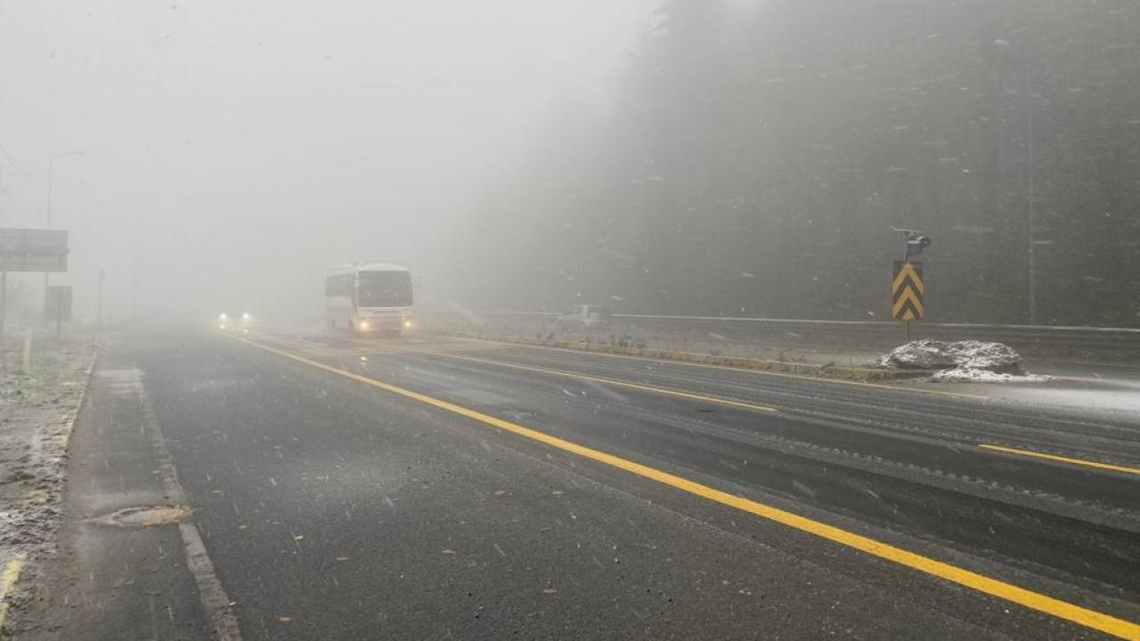 Bolu Dağı’nda yoğun kar yağışı
