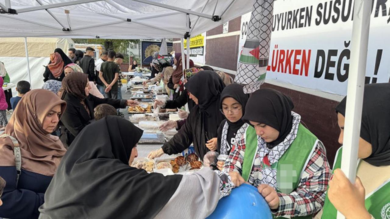 Filistin’e destek için “Hayır Çarşısı” açıldı!