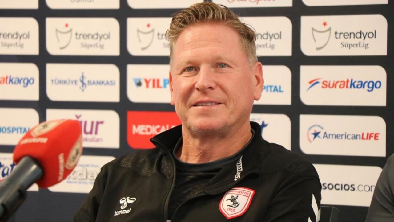 Gisdol: Beşiktaş maçından galibiyetle ayrılmak istiyoruz