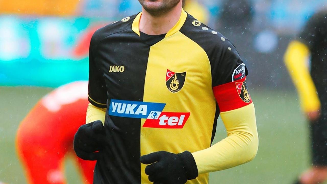 İstanbulspor’da Eduart Rroca sakatlandı