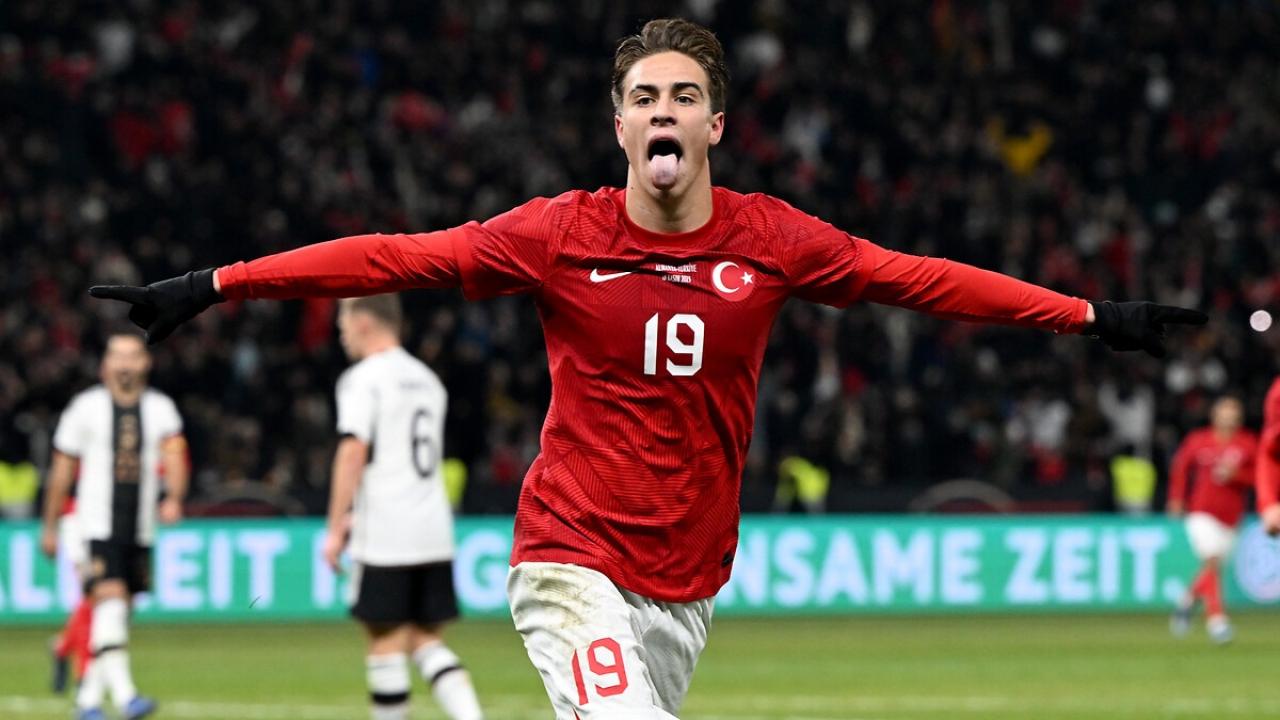 İtalyan basını Fenerbahçe’nin teklifini açıkladı!