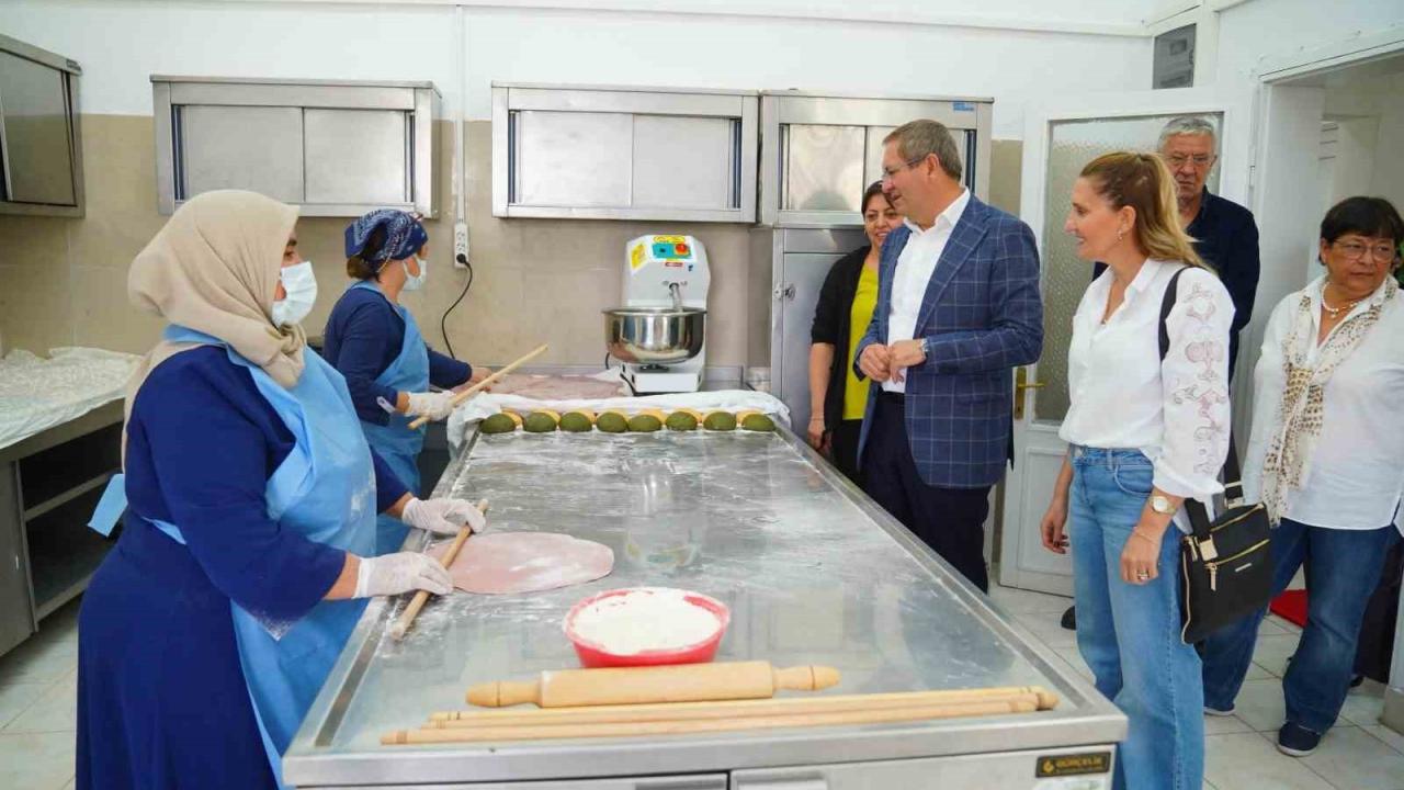 Marifetli ellerden kış hazırlıkları! El emeği göz nuru