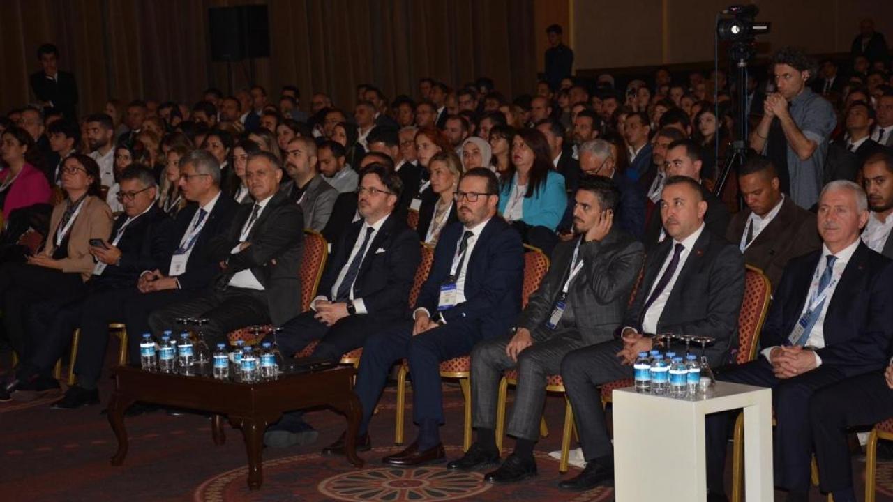 Sağlık bilişimi ve teknolojilerinde büyük buluşma
