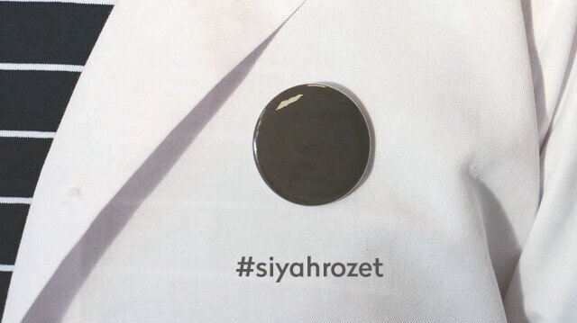 Sağlıkçılar ‘siyah rozet’ takacak